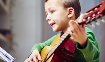 Gitarre lernen für Kinder Stuttgart Musikbox
